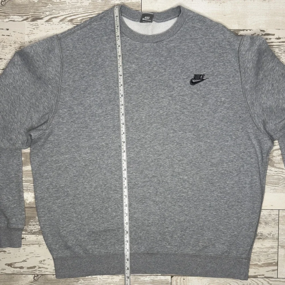 Nike Sweatshirt Mens XL Gray Embroidered Swoosh Logo Fleece Crewneck Pullover